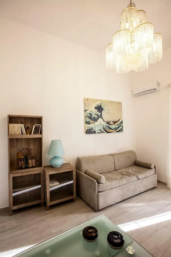 CASASÙ - appartamento con terrazzo al Vomero Napoli